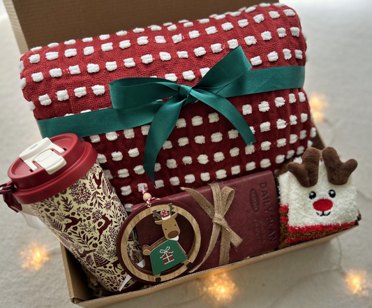Christmas Gift Box for Family & Friends with Unique Christmas Blanket and Xmas Mug