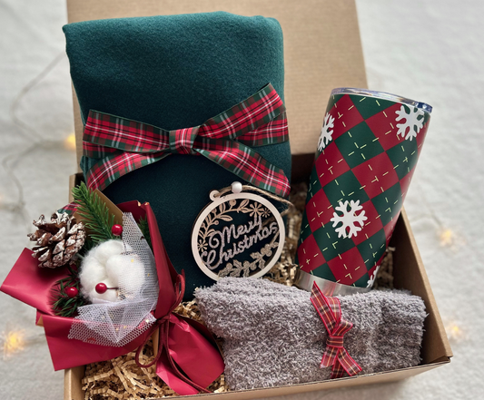 Warm Wishes Christmas Gift Set – Scarf, Cozy Socks, Tumbler & Keepsake Ornament Basketful Gifts