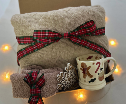 Christmas Gift Baskets with Cozy Blanket and Festive Gingerbread Mug