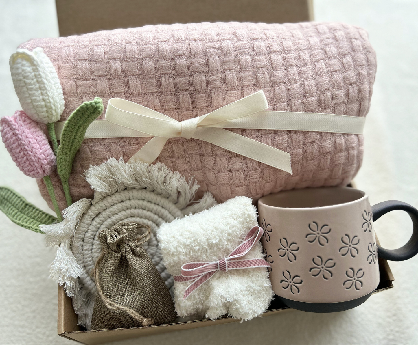Luxury Spring Gift Basket - Cozy Home & Garden Themed Care Package
