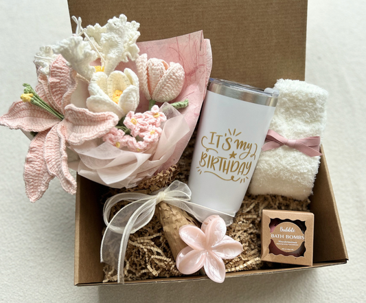 Unique Birthday Gift Baskets for Her – Spa Box with Blanket, Bath Bombs, Cozy Socks & Flower Bouquet