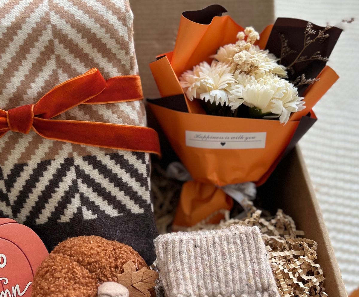 Hello Autumn Dried Flower Gift Basket | Fall Gift Set Basketful Gifts