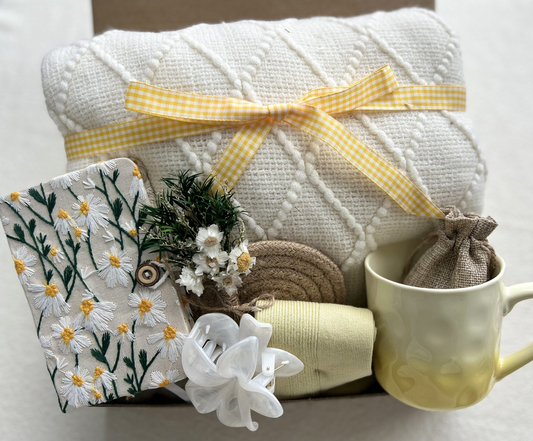 Daisy Theme Spring Self-Care Gift Box with Blanket and Cozy Accessories |Pampering Package