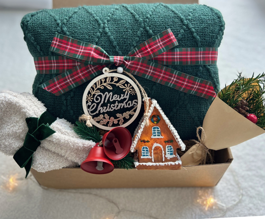 Home for the Holidays Christmas Gift Basket – Cozy Blanket, Warm Socks & Light-Up Cabin Basketful Gifts