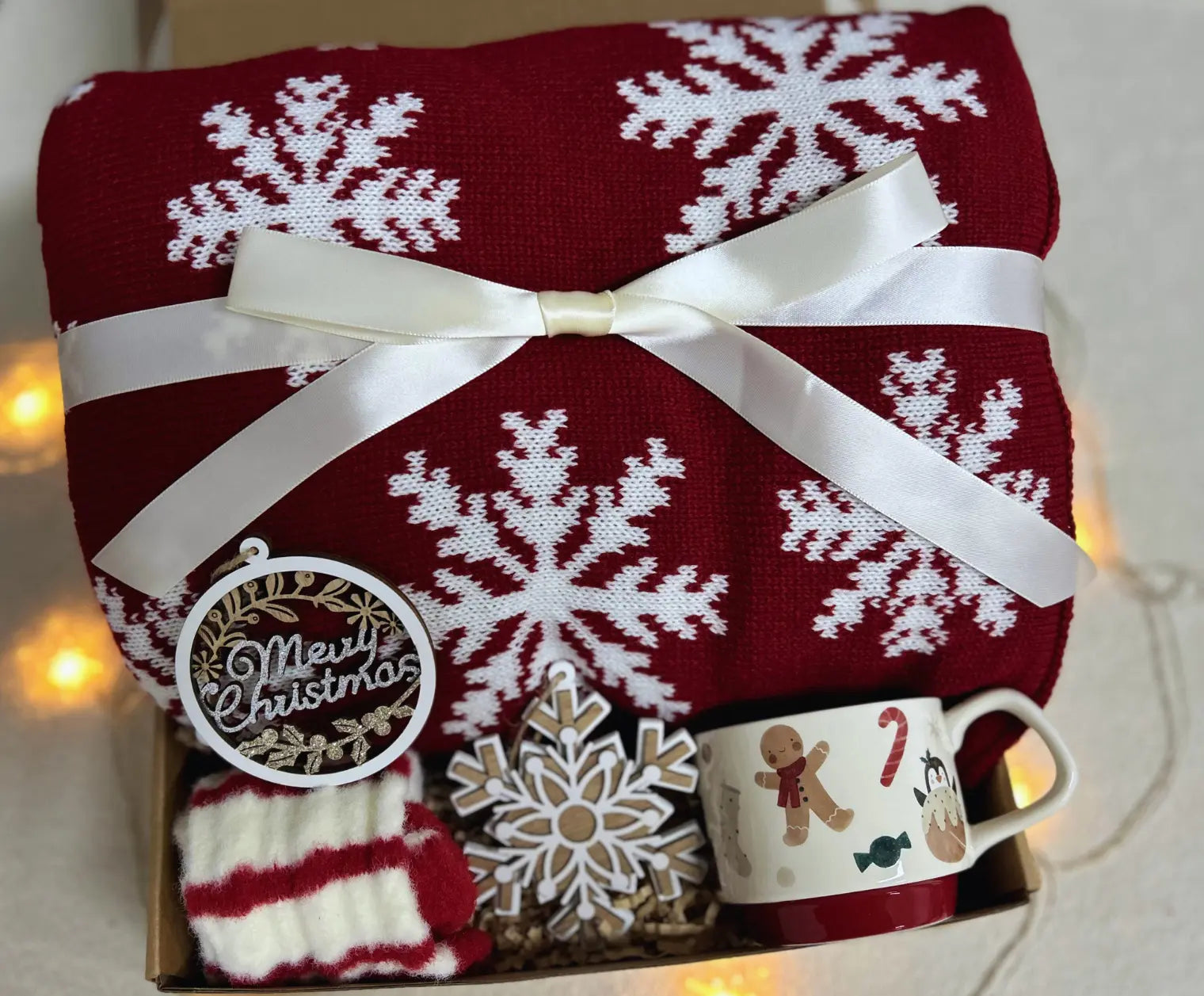 Hygge Xmas Gift - Cozy Snowflake Knit Blanket Set - Basketful Gifts